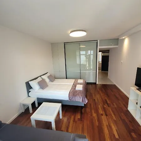 Apartment Wierzbowa 6 Z Klimatyzacja Poznan